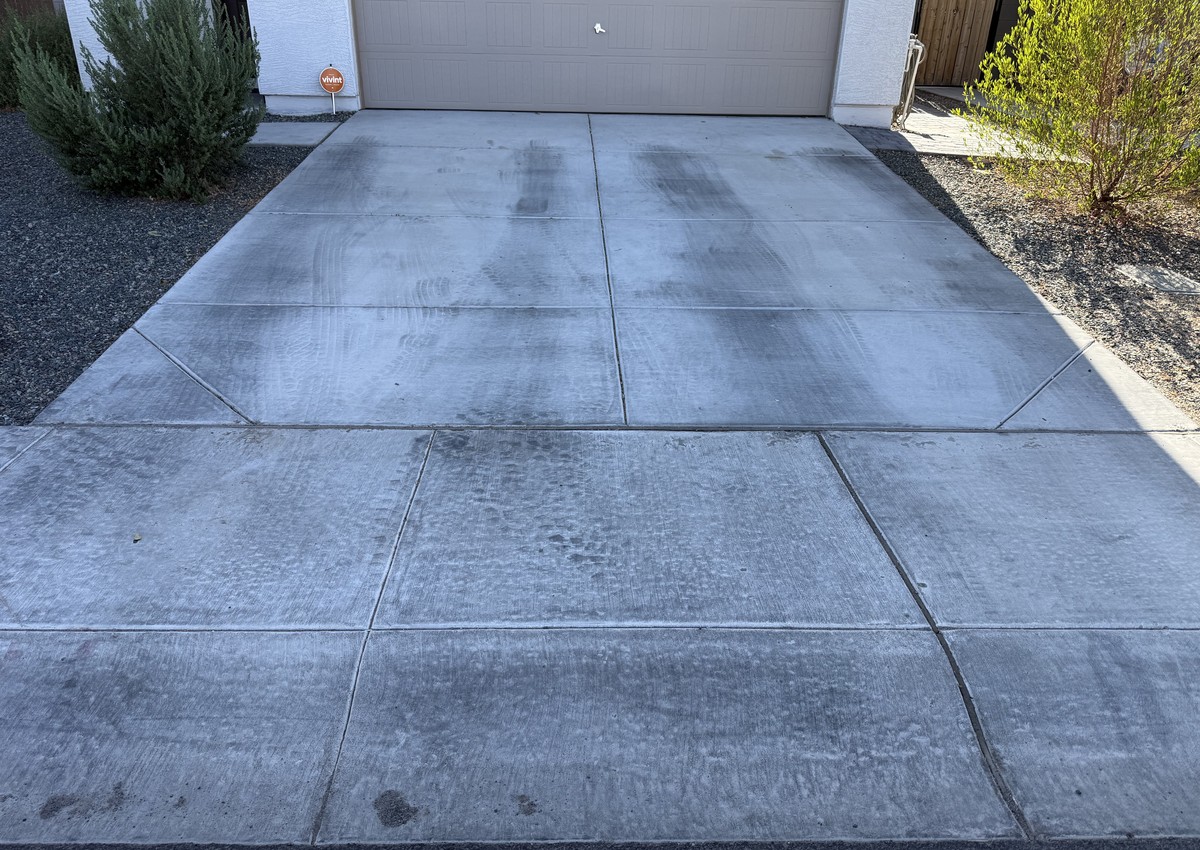 Driveway Deep Clean before power washing